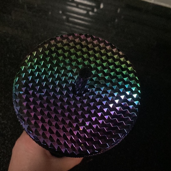 Starbucks new fall release oil slick chrome cup - Picture 2 of 6